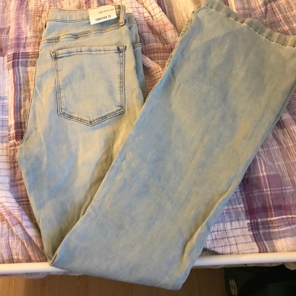 High rise light washed jeans